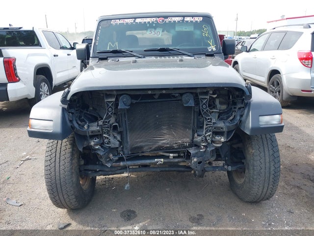 1C4GJXAG3KW564354 Jeep Wrangler Sport S