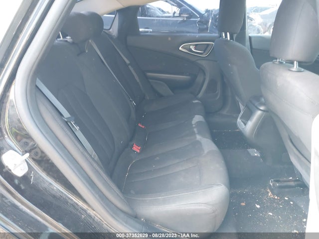 1C3CCCABXFN593856 Chrysler 200 Limited