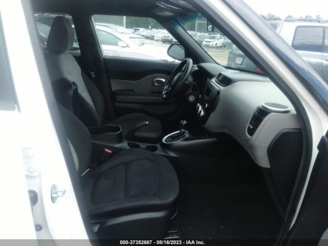 KNDJN2A28F7223968 KIA Soul Base