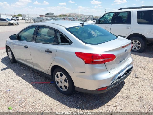 1FADP3E24GL245956 Ford FOCUS S