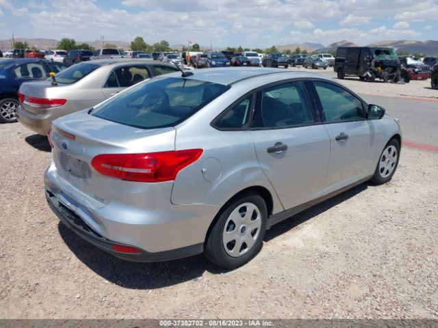 1FADP3E24GL245956 Ford FOCUS S