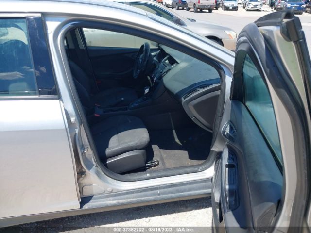 1FADP3E24GL245956 Ford FOCUS S