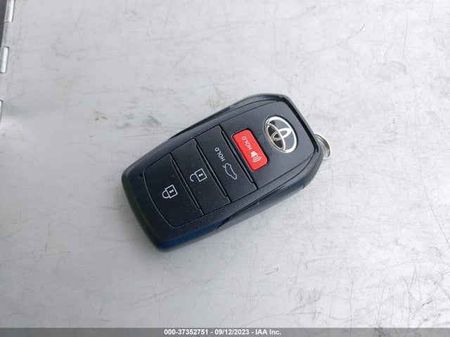 2023 TOYOTA COROLLA SE VIN: 5YFS4MCE7PP153728