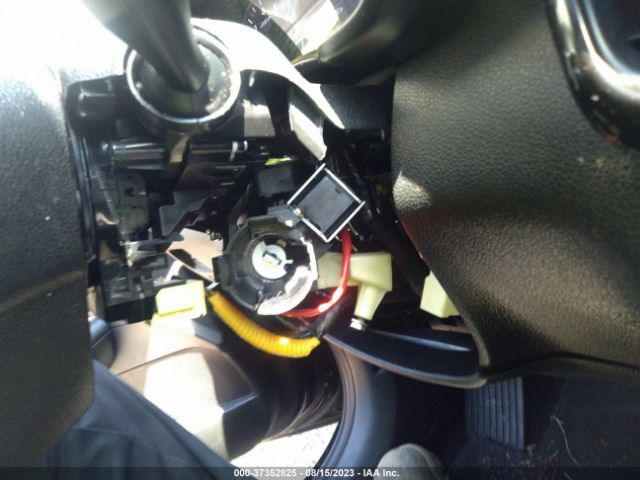 5XXGT4L36KG277949 KIA Optima Lx