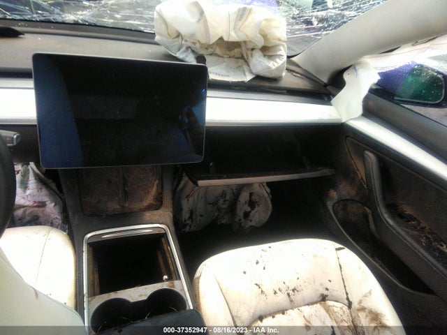 Tesla Model 3 Standard Range Plus 2021 5YJ3E1EA6MF086282 Image 17