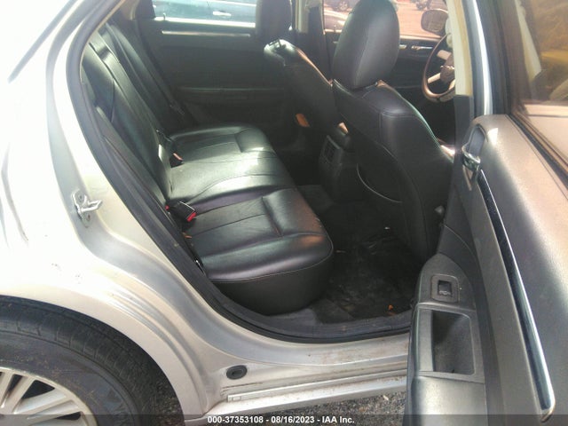 2010 CHRYSLER 300 TOURING VIN: 2C3CA5CV7AH327656