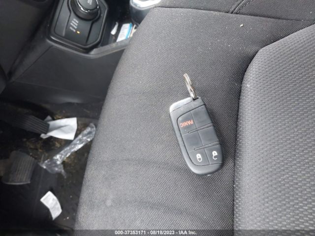 ZACCJBAB2JPH91536 Jeep Renegade Sport
