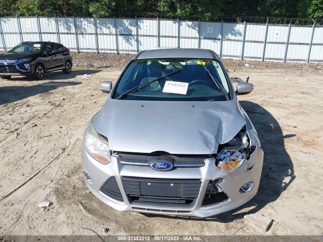 1FADP3K26EL302885 Ford FOCUS SE