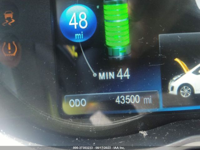 Chevrolet Spark Ev Lt 2015 KL8CL6S01FC778232 Image 15