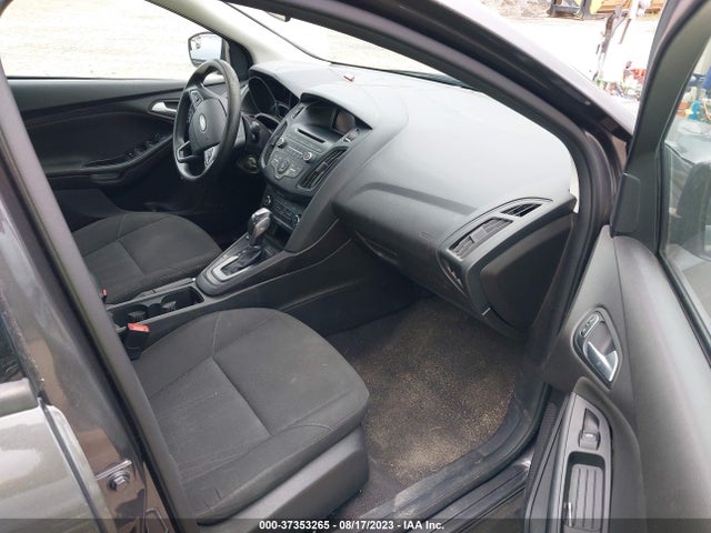 2015 FORD FOCUS SE VIN: 1FADP3F21FL329701