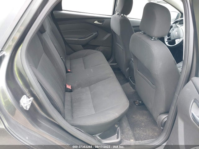 2015 FORD FOCUS SE VIN: 1FADP3F21FL329701