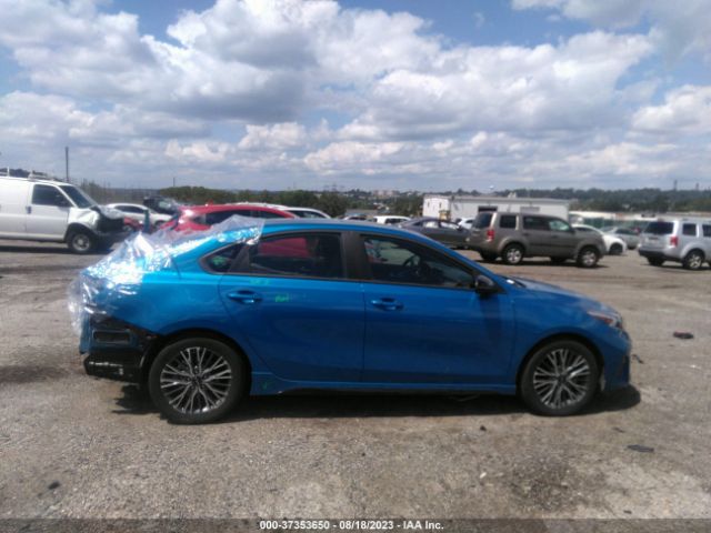 3KPF54AD2PE562455 KIA Forte Gt-line