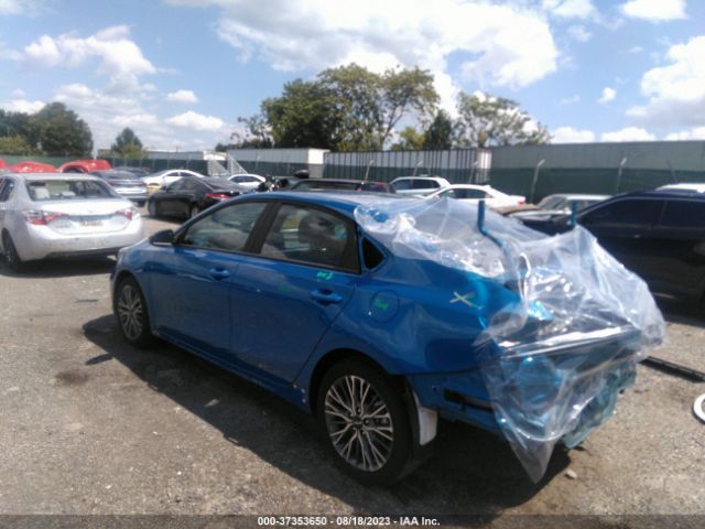 3KPF54AD2PE562455 KIA Forte Gt-line