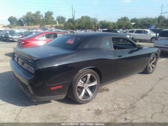 2C3CDZBT6FH820900 Dodge Challenger R/t Plus Shaker
