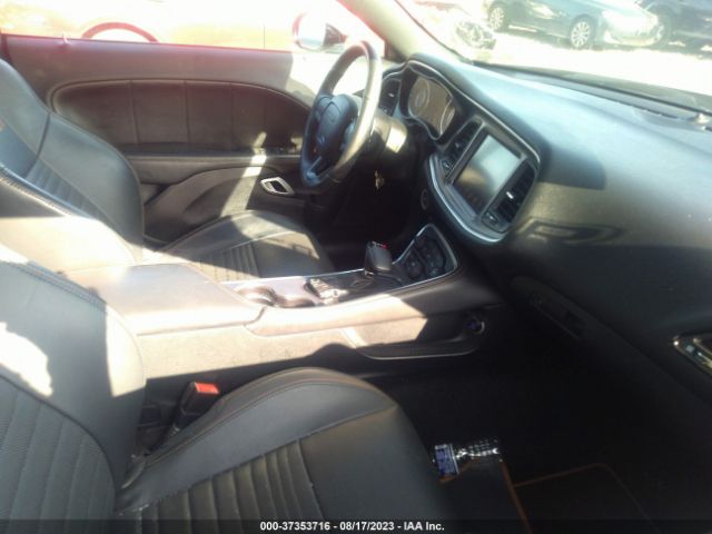 2C3CDZBT6FH820900 Dodge Challenger R/t Plus Shaker