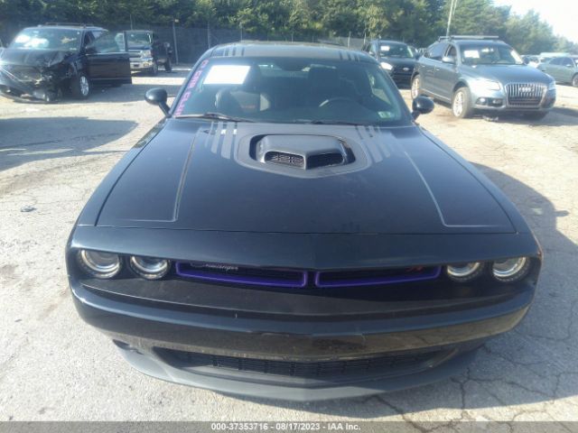 2C3CDZBT6FH820900 Dodge Challenger R/t Plus Shaker