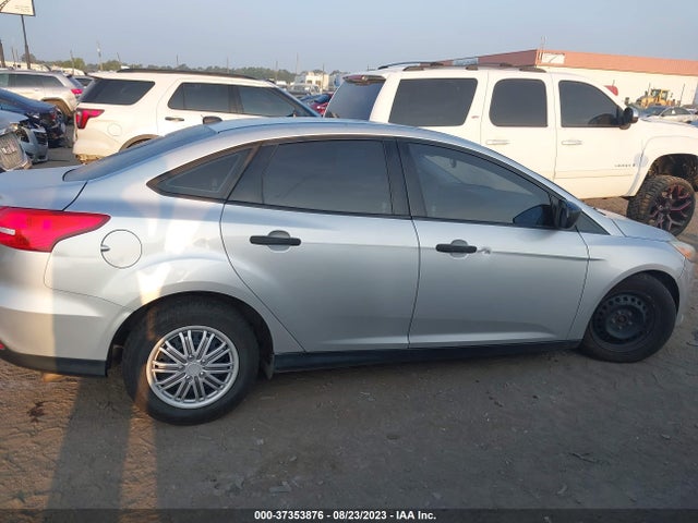 Ford FOCUS S 2016 1FADP3E28GL322361 Image 13
