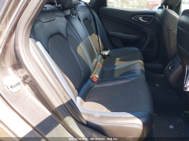 Chrysler 200 S 2015 1C3CCCBB6FN552879 Image 8