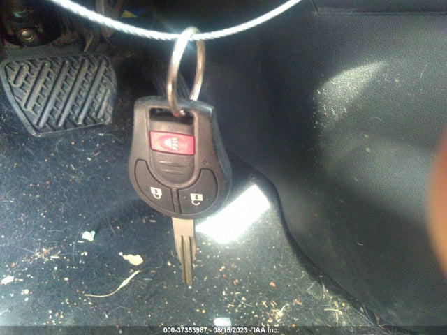 2013 NISSAN ROGUE S VIN: JN8AS5MT4DW002647