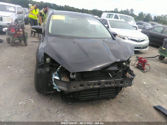 2018 FORD FOCUS SEL VIN: 1FADP3M2XJL243573