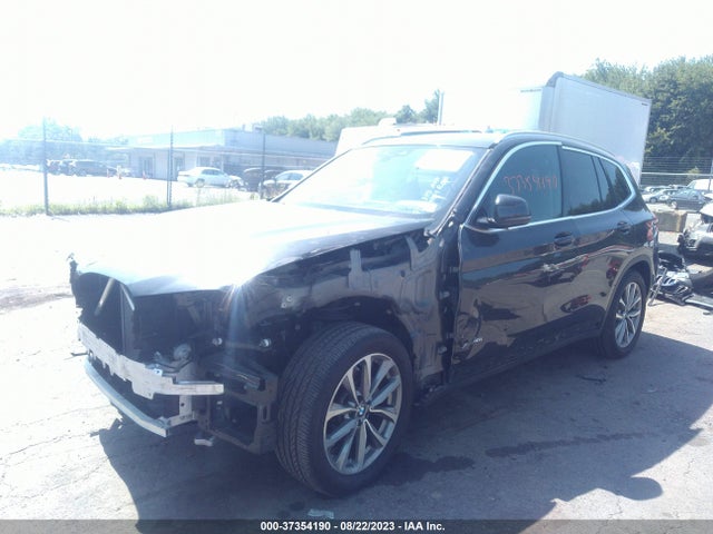 BMW X3 Xdrive30i 2018 5UXTR9C5XJLD61350 Image 2