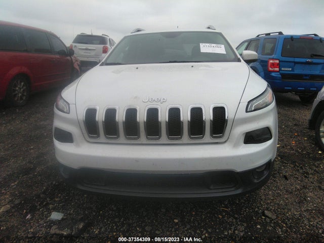 1C4PJMCX8JD547054 Jeep Cherokee Latitude
