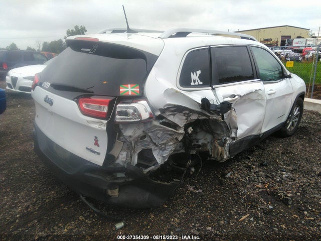 1C4PJMCX8JD547054 Jeep Cherokee Latitude