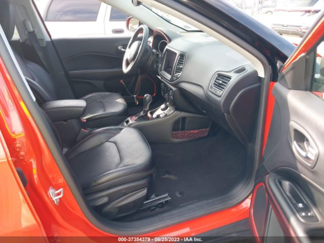 3C4NJDDB6HT607069 Jeep Compass Trailhawk