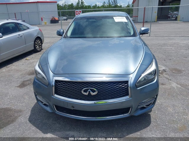 2018 INFINITI Q70 3.7 LUXE VIN: JN1BY1AP9JM181244