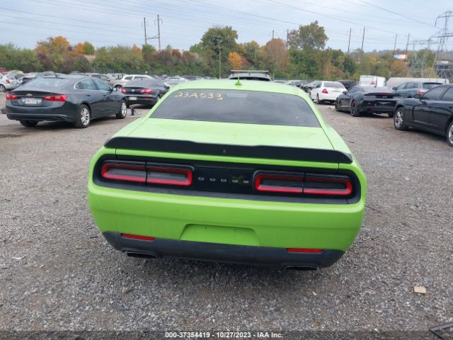 2C3CDZFJ4FH888606 Dodge Challenger R/t Scat Pack