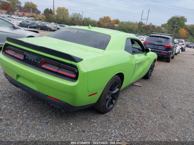 2C3CDZFJ4FH888606 Dodge Challenger R/t Scat Pack