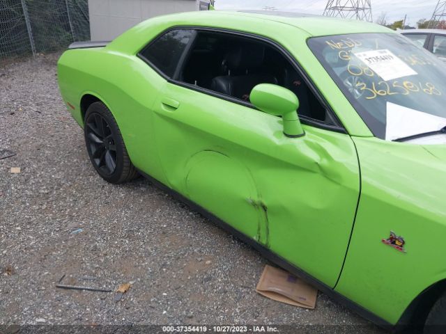 2C3CDZFJ4FH888606 Dodge Challenger R/t Scat Pack