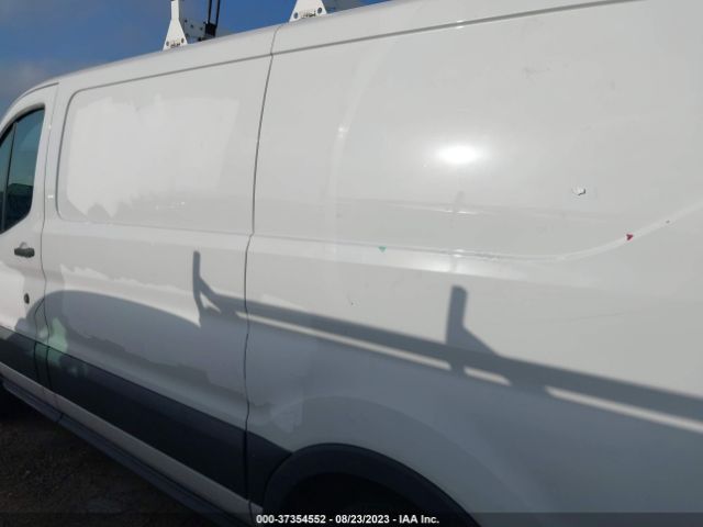 1FTYR1YMXHKA45856 Ford TRANSIT VAN