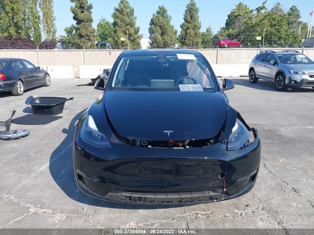 7SAYGDEE0PF748420 Tesla Model Y Long Range