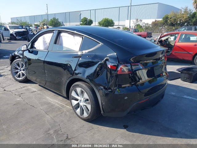 7SAYGDEE0PF748420 Tesla Model Y Long Range