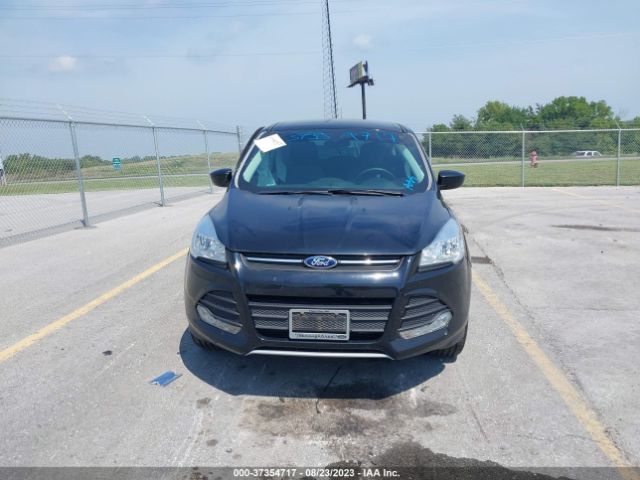 1FMCU9G9XGUA97720 Ford ESCAPE SE
