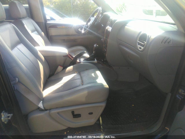 2007 GMC ENVOY DENALI VIN: 1GKET63M772211634
