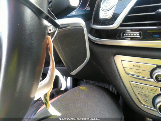 2021 BMW 7 SERIES WBA7T4C00MCF56693 Photo 10