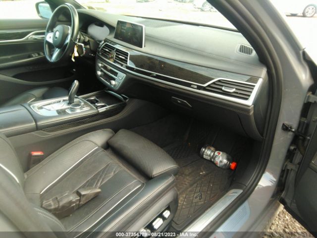 2021 BMW 7 SERIES WBA7T4C00MCF56693 Photo 4