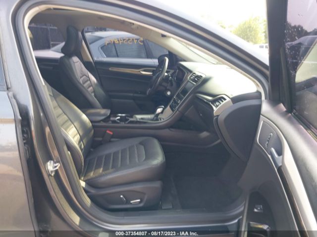 3FA6P0T91GR278177 Ford FUSION SE