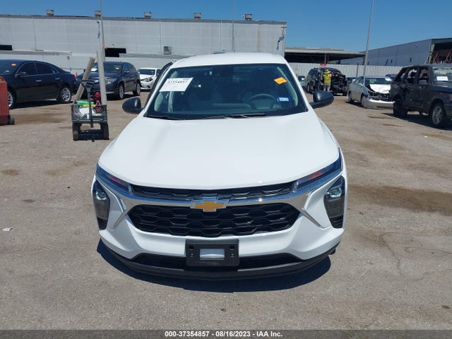 Chevrolet TRAX LS 2024 KL77LFE26RC001357 Image 12