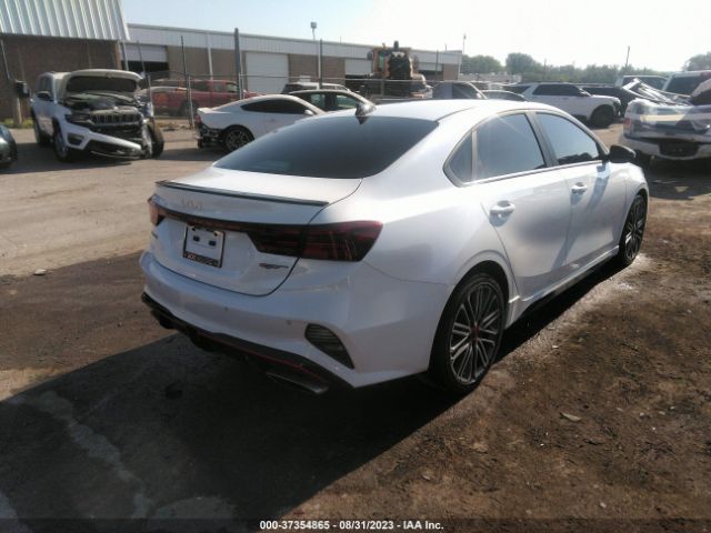 3KPF44AC8NE502574 KIA FORTE GT