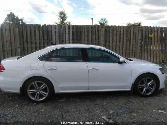 1VWBM7A33EC034077 Volkswagen Passat Se W/sunroof
