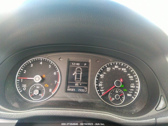 1VWBM7A33EC034077 Volkswagen Passat Se W/sunroof