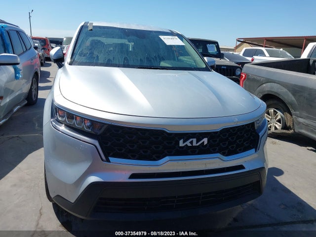 2022 KIA SORENTO LX VIN: 5XYRG4LC1NG107379