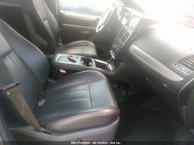 2C4RDGEG2KR739406 Dodge Grand Caravan Gt
