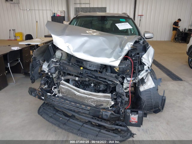 2018 KIA SPORTAGE LX VIN: KNDPMCAC9J7465351