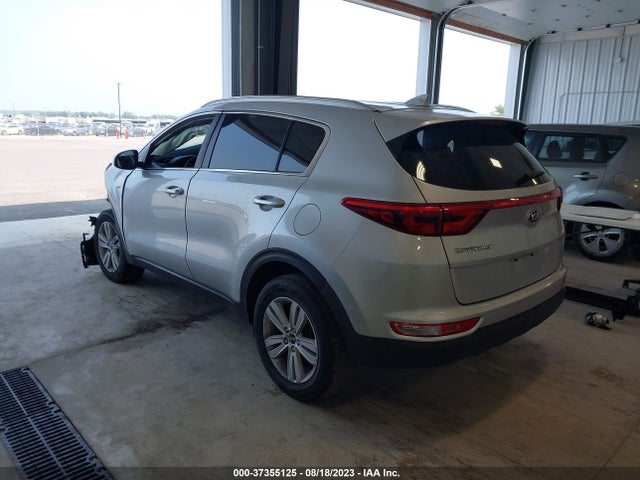 2018 KIA SPORTAGE LX VIN: KNDPMCAC9J7465351