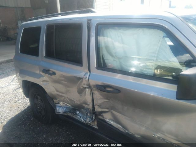 1C4NJPBA5GD777147 Jeep Patriot Sport