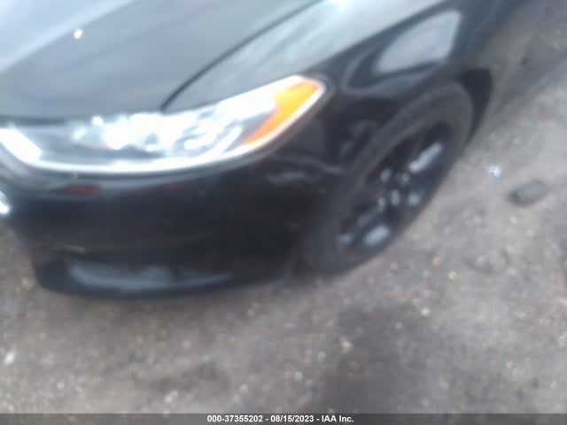 2015 FORD FUSION SE VIN: 3FA6P0H75FR124786